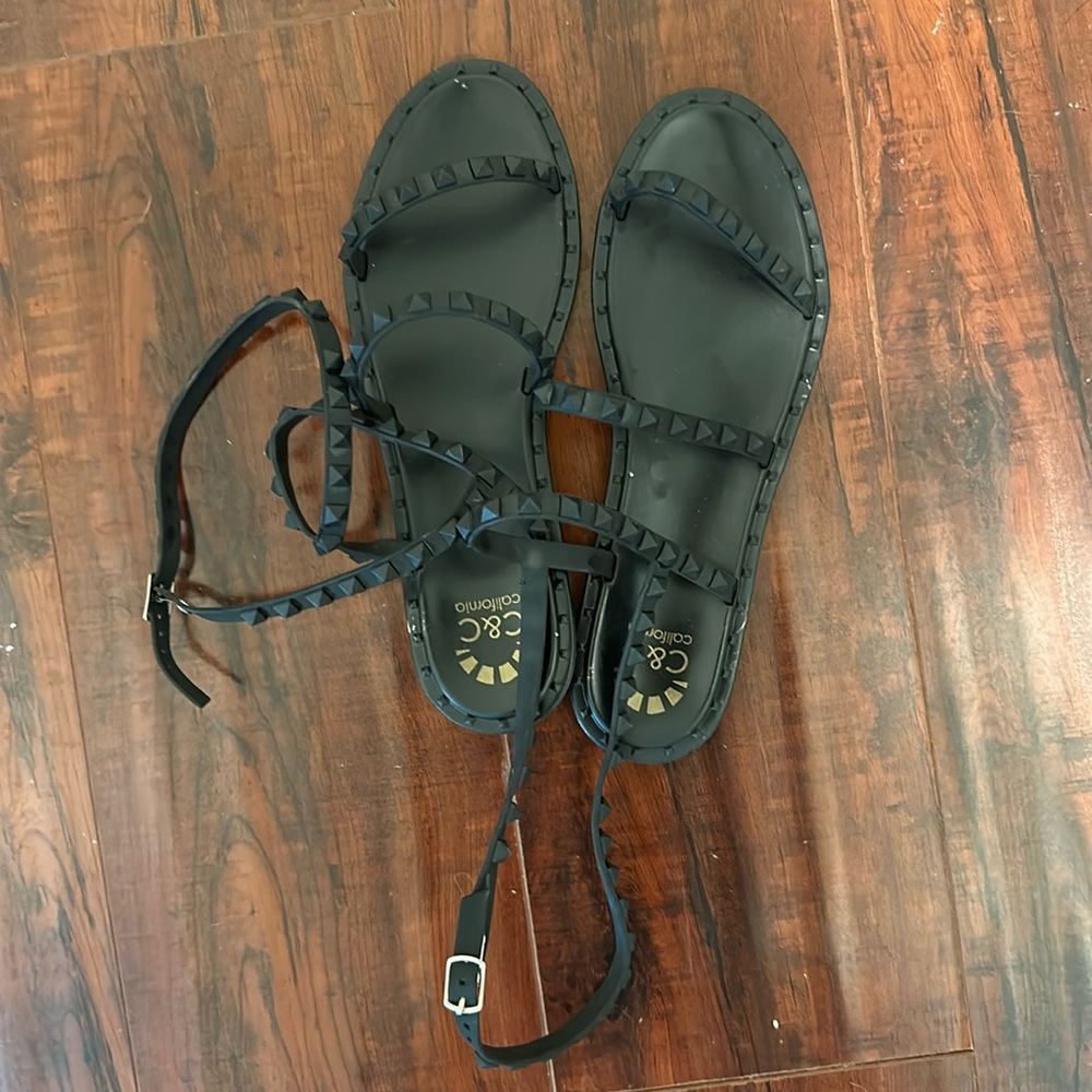 String Sandals